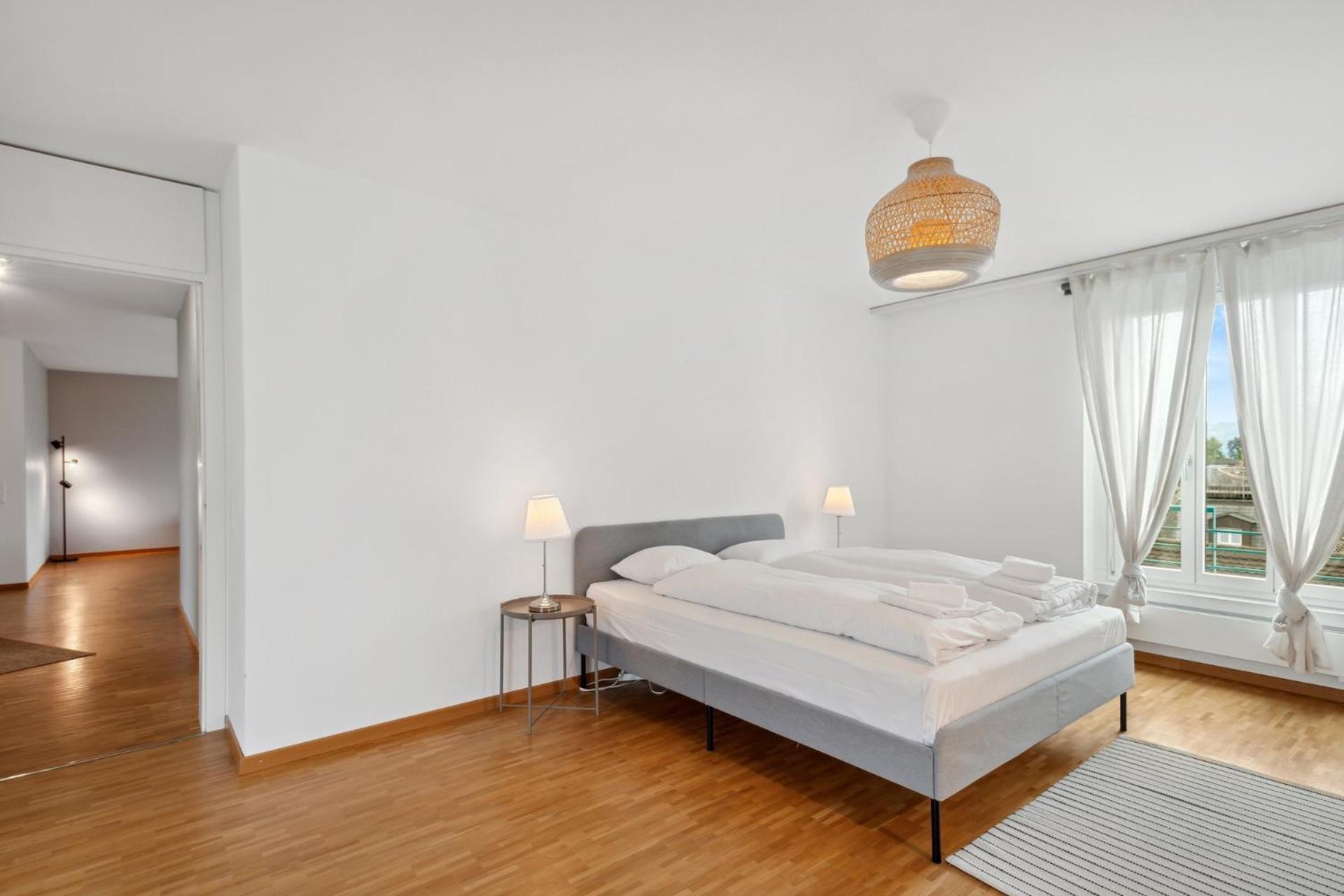 Spacious Central Apartments Hoting Цюрих Экстерьер фото