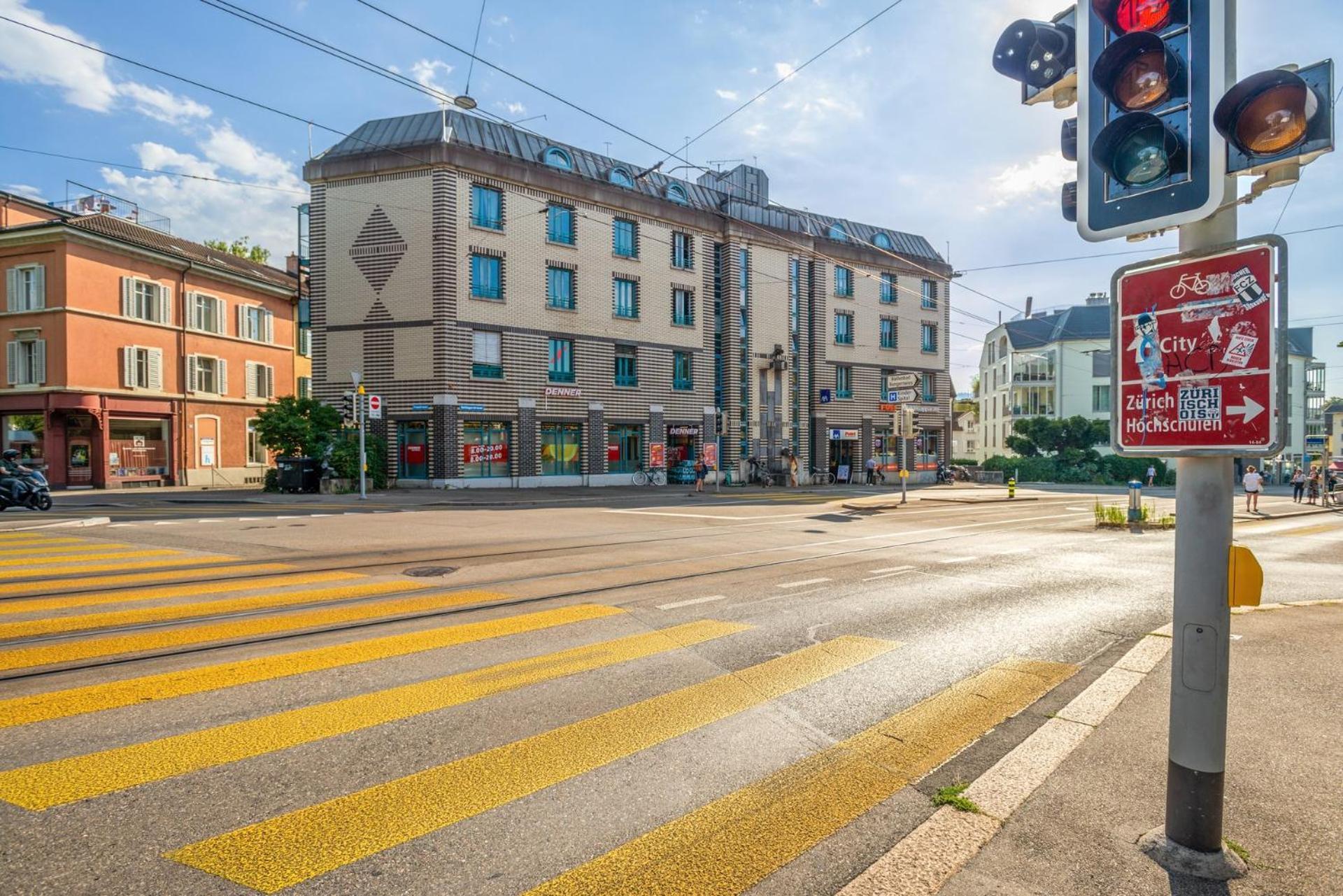 Spacious Central Apartments Hoting Цюрих Экстерьер фото